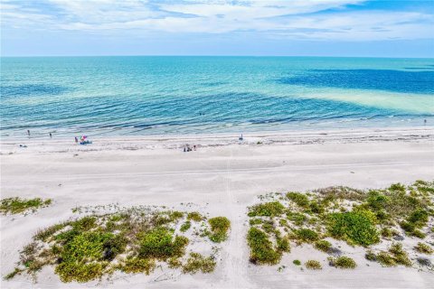 Condo in Clearwater, Florida, 2 bedrooms  № 2222192
