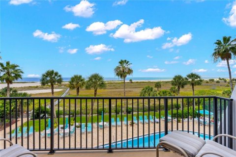 Condo in Clearwater, Florida, 2 bedrooms № 2222192 - photo 12
