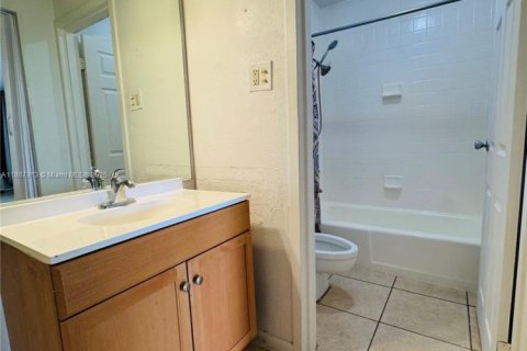 Copropriété à vendre à Davenport, Floride: 27.87 m2 № 2012246 - photo 8