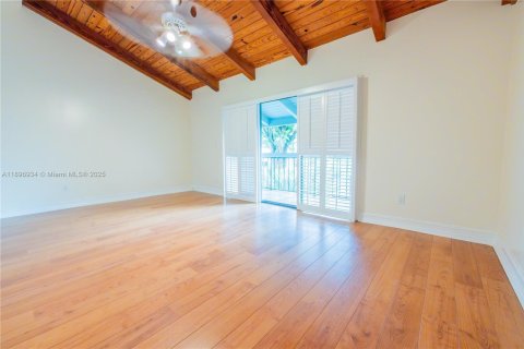 Adosado en venta en Miami, Florida, 2 dormitorios, 131.46 m2 № 1948702 - foto 13