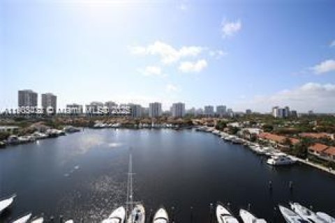 Condominio en venta en Aventura, Florida, 3 dormitorios, 125.42 m2 № 1954404 - foto 1