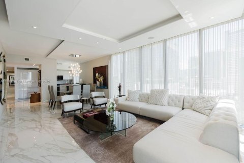 Купить кондоминиум в Майами, Флорида 3 спальни, 162.86м2, № 1756680 - фото 6