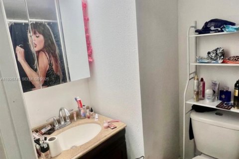 Villa ou maison à vendre à Miami Gardens, Floride: 3 chambres, 108.88 m2 № 1986610 - photo 13