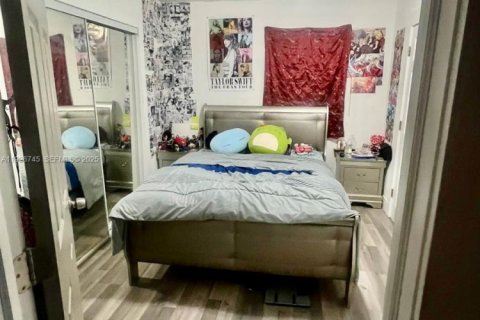 Villa ou maison à vendre à Miami Gardens, Floride: 3 chambres, 108.88 m2 № 1986610 - photo 11