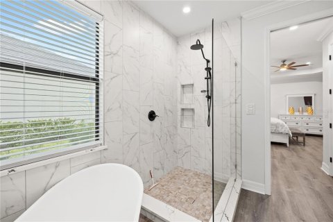House in LAKEWOOD NATIONAL in Lakewood Ranch, Florida 3 bedrooms, 204.38 sq.m. № 680894 - photo 22