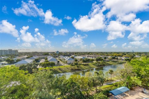 Condo in Hollywood, Florida, 2 bedrooms  № 1823929 - photo 28