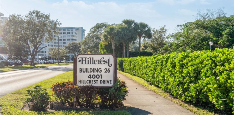 Condo in Hollywood, Florida, 2 bedrooms  № 1823929
