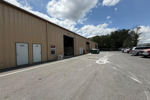 Propiedad comercial en alquiler en Ocala, Florida № 1758436 - foto 1
