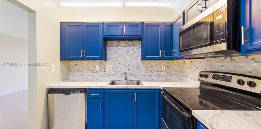 Condo à Lauderdale Lakes, Floride, 1 chambre № 1868413