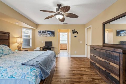 Casa en venta en Port Charlotte, Florida, 5 dormitorios, 264.77 m2 № 1532360 - foto 13