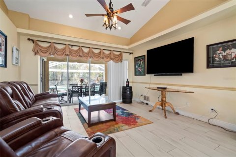 Casa en venta en Port Charlotte, Florida, 5 dormitorios, 264.77 m2 № 1532360 - foto 7