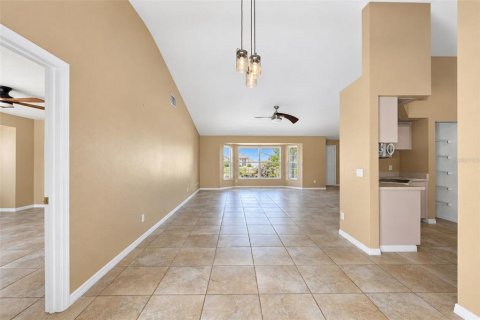 Villa ou maison à vendre à North Port, Floride: 3 chambres, 159.79 m2 № 2427229 - photo 13