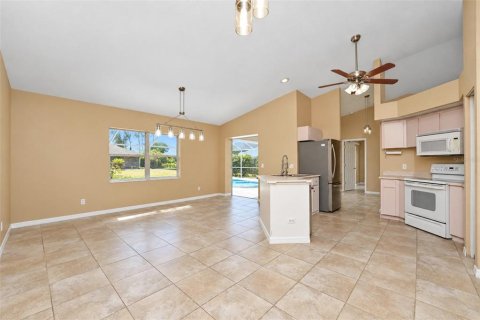 Villa ou maison à vendre à North Port, Floride: 3 chambres, 159.79 m2 № 2427229 - photo 25
