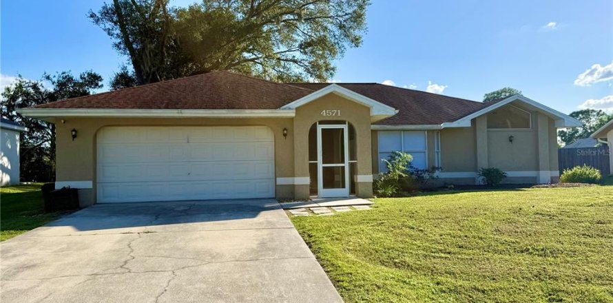 Villa ou maison à North Port, Floride 3 chambres, 159.79 m2 № 2427229