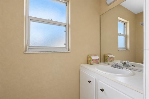 Villa ou maison à vendre à North Port, Floride: 3 chambres, 159.79 m2 № 2427229 - photo 30