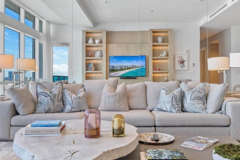 Condominio en venta en Miami Beach, Florida, 2 dormitorios, 145.76 m2 № 1976056 - foto 9