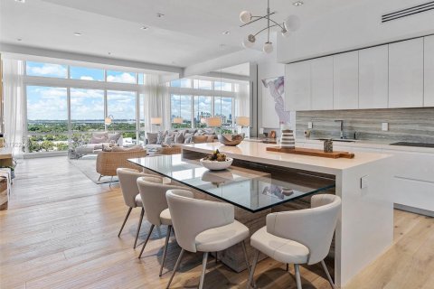 Condominio en venta en Miami Beach, Florida, 2 dormitorios, 145.76 m2 № 1976056 - foto 18