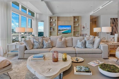 Condominio en venta en Miami Beach, Florida, 2 dormitorios, 145.76 m2 № 1976056 - foto 8