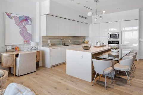 Condominio en venta en Miami Beach, Florida, 2 dormitorios, 145.76 m2 № 1976056 - foto 23