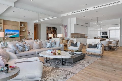 Condominio en venta en Miami Beach, Florida, 2 dormitorios, 145.76 m2 № 1976056 - foto 6