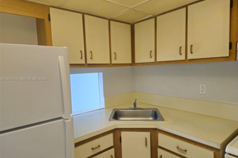 Купить кондоминиум в Майами, Флорида 1 спальня, 56.21м2, № 2051972 - фото 1