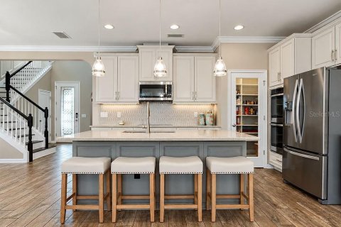 Villa ou maison à vendre à Wesley Chapel, Floride: 4 chambres, 231.79 m2 № 2416784 - photo 6