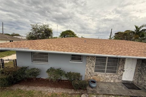 Купить виллу или дом в Холливуд, Флорида 2 спальни, 183.2м2, № 1989420 - фото 3