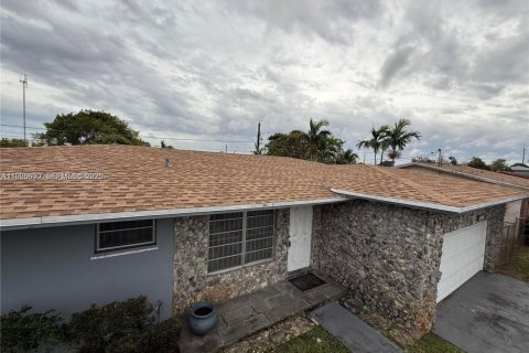 Купить виллу или дом в Холливуд, Флорида 2 спальни, 183.2м2, № 1989420 - фото 4