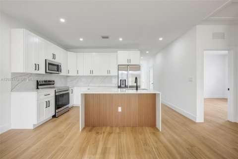 Casa en alquiler en Goulds, Florida, 3 dormitorios, 116.96 m2 № 2085838 - foto 10