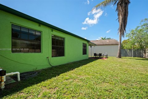 Villa ou maison à vendre à Miramar, Floride: 2 chambres, 93.83 m2 № 2074724 - photo 25