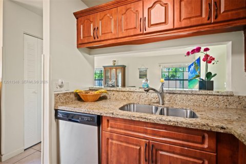 Villa ou maison à vendre à Miramar, Floride: 2 chambres, 93.83 m2 № 2074724 - photo 12