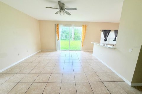 Villa ou maison à vendre à Kissimmee, Floride: 4 chambres, 221.85 m2 № 2226038 - photo 15