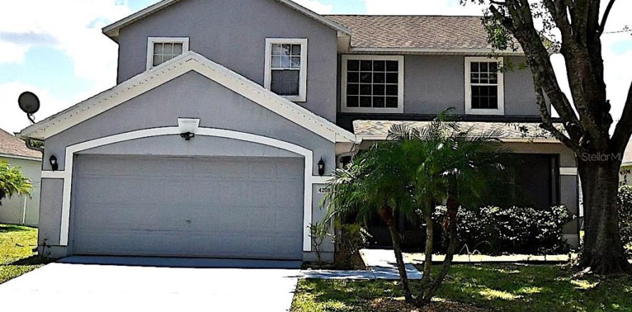 Villa ou maison à Kissimmee, Floride 4 chambres, 221.85 m2 № 2226038