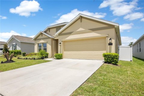 House in Groveland, Florida 4 bedrooms, 172.15 sq.m. № 2195951 - photo 2
