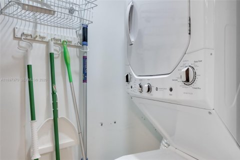 Copropriété à vendre à Riviera Beach, Floride: 1 chambre, 84.82 m2 № 2186224 - photo 14