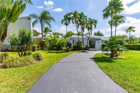 Villa ou maison à vendre à Palmetto Bay, Floride: 5 chambres, 303.88 m2 № 1969430 - photo 10