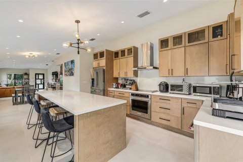 Villa ou maison à vendre à Pembroke Pines, Floride: 3 chambres, 154.87 m2 № 1945464 - photo 15