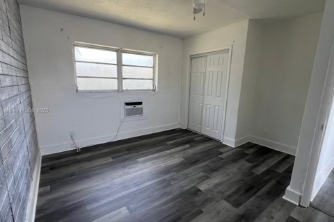Apartamento en alquiler en Miramar, Florida, 1 dormitorio, 60.39 m2 № 1728495 - foto 11