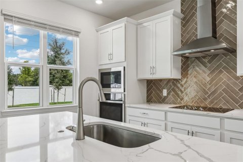 Villa ou maison à vendre à Orlando, Floride: 4 chambres, 237.83 m2 № 2216143 - photo 12