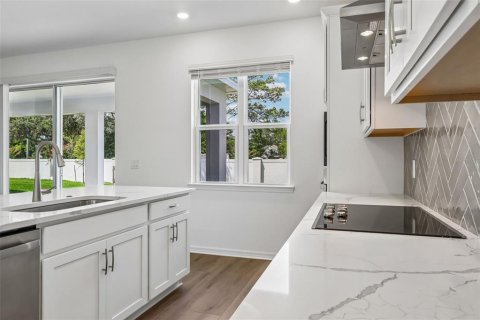 Villa ou maison à vendre à Orlando, Floride: 4 chambres, 237.83 m2 № 2216143 - photo 14