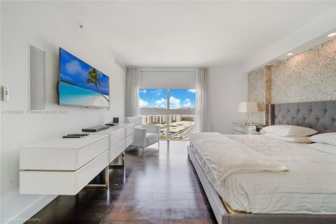 Copropriété à louer à Sunny Isles Beach, Floride: 3 chambres, 135.73 m2 № 1825648 - photo 6