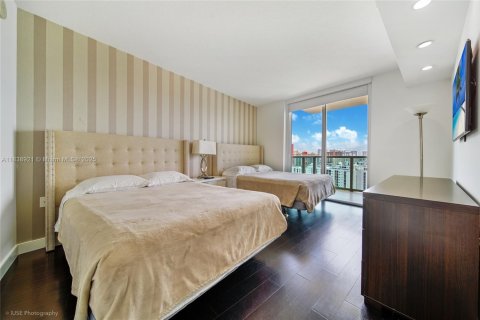 Copropriété à louer à Sunny Isles Beach, Floride: 3 chambres, 135.73 m2 № 1825648 - photo 11