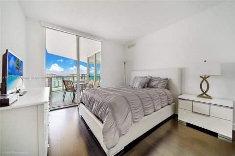 Copropriété à louer à Sunny Isles Beach, Floride: 3 chambres, 135.73 m2 № 1825648 - photo 9