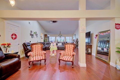 Villa ou maison à vendre à Kissimmee, Floride: 4 chambres, 196.95 m2 № 2330626 - photo 5