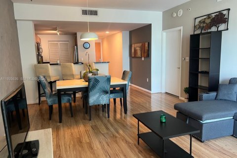 Condo in Miami, Florida, 1 bedroom  № 2060226 - photo 23