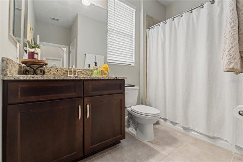 House in New Port Richey, Florida 4 bedrooms, 190.64 sq.m. № 1767839 - photo 22