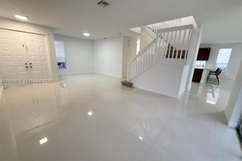 Villa ou maison à louer à Coral Springs, Floride: 5 chambres, 264.59 m2 № 2169133 - photo 8