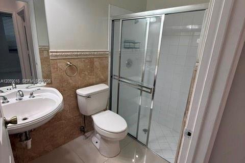 Villa ou maison à louer à Coral Springs, Floride: 5 chambres, 264.59 m2 № 2169133 - photo 30