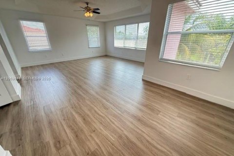 Villa ou maison à louer à Coral Springs, Floride: 5 chambres, 264.59 m2 № 2169133 - photo 13