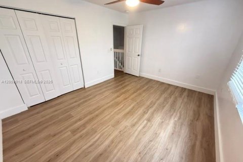 Villa ou maison à louer à Coral Springs, Floride: 5 chambres, 264.59 m2 № 2169133 - photo 23